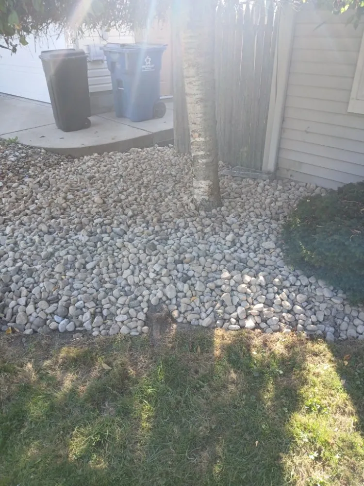 Trusted landscaping services in Warren, OH - Kens Landscaping And Junk Removal
