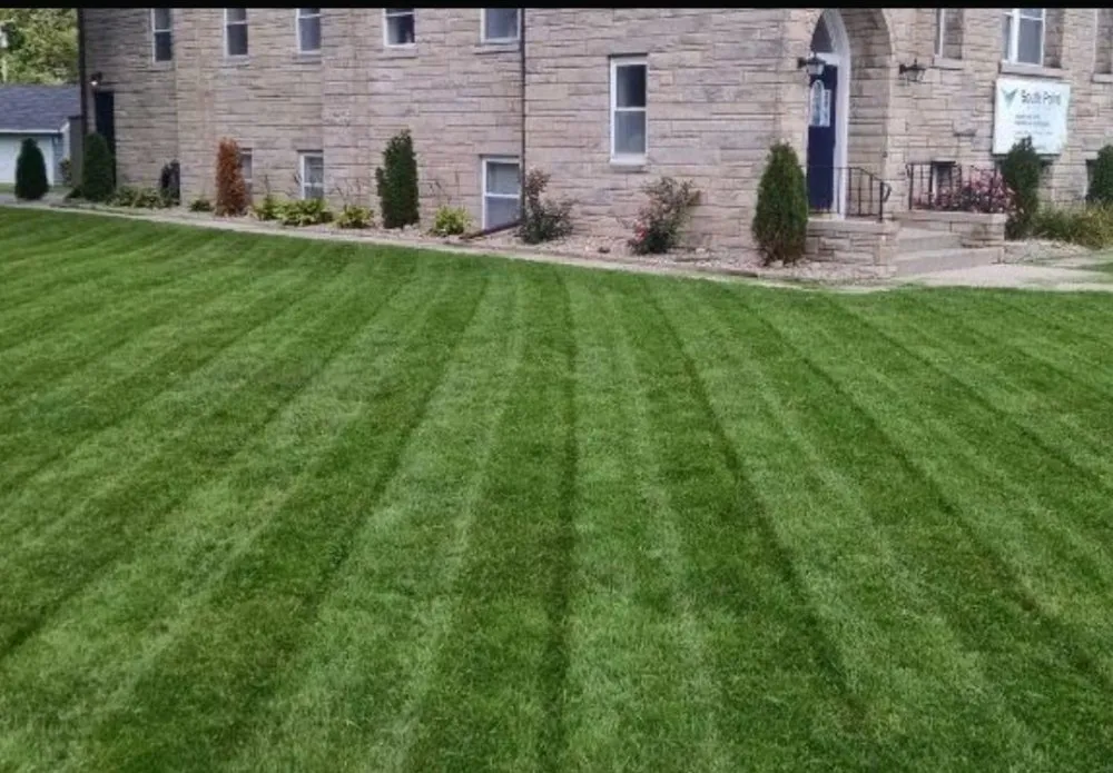Affordable yard maintenance experts serving Sikeston, MO - Kens Lawn Care