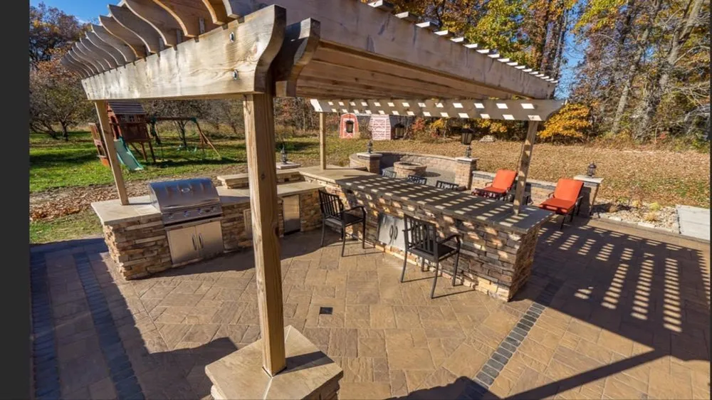 Top-rated yard cleanup service for homes across Natrona Heights, PA - Kensek Landscape Specialists
