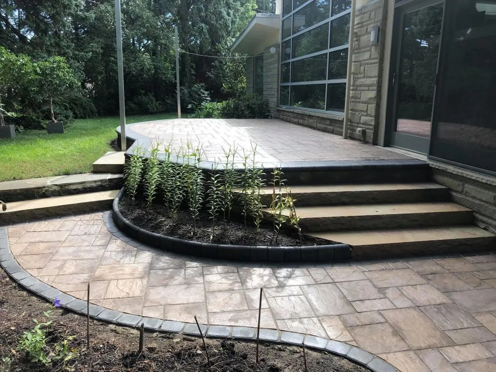 Local residential landscaping in Natrona Heights, PA - Kensek Landscape Specialists