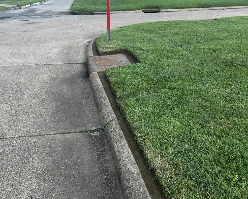 Local lawn mowing service in Parkersburg, WV - Kensleys Creations Lawn & Landscapes