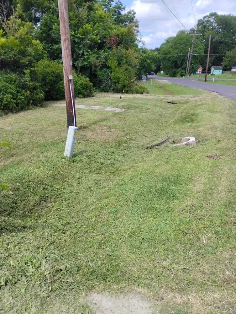 Professional landscape installation experts serving Tallulah, LA - Kentay Lawn Service