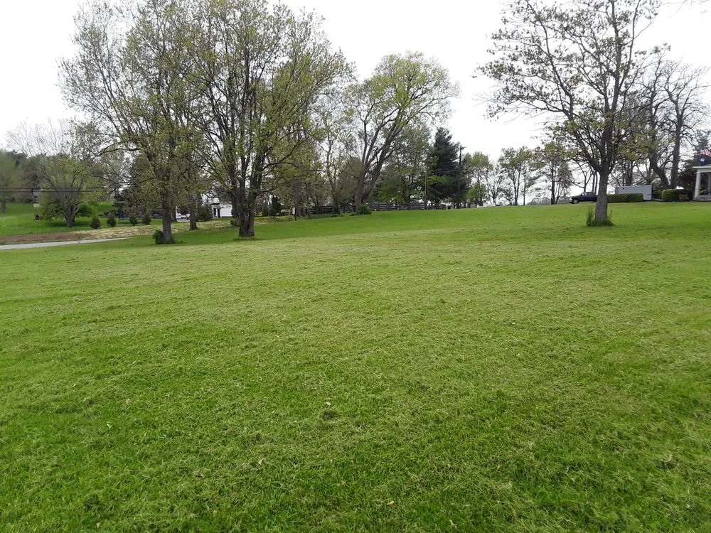 Trusted landscaping services in Winchester, KY - Kentucky Backyard Lawncare And Landscape