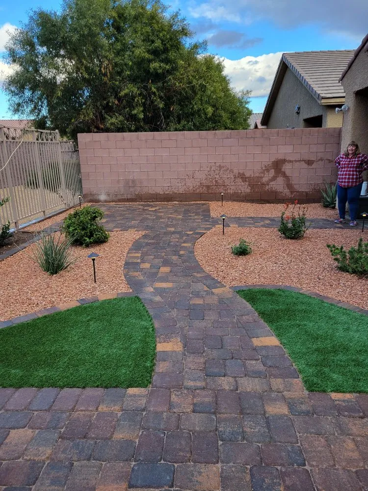 Trusted outdoor landscaping with custom design across Las Vegas, NV - Keny’s Landscaping
