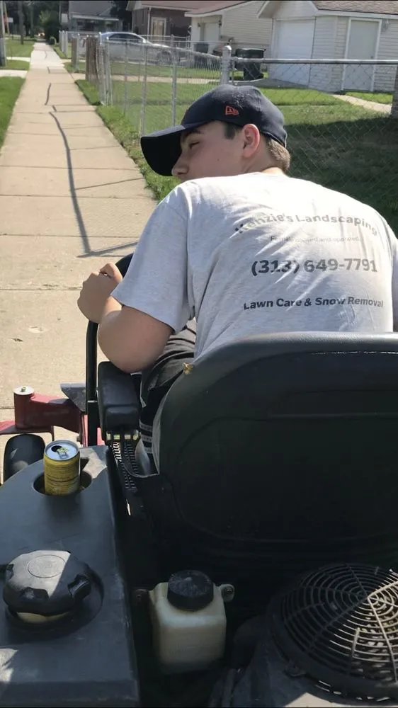 Top-rated yard maintenance in Southgate, MI - Kenzie’s Landscaping