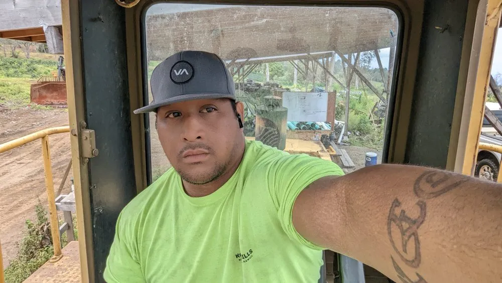 Local lawn care service for year-round maintenance across Captain Cook, HI - Keola Services