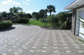 Affordable yard maintenance for homes across Port Orange, FL - Kerb Scapes