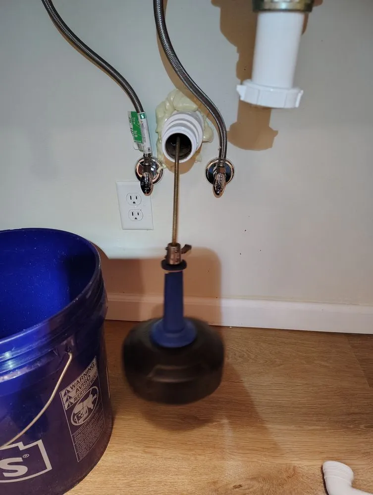 Custom yard cleanup service with custom design in North Little Rock, AR by Keri's Lawn Care