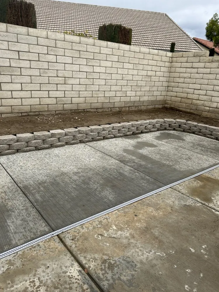 Expert residential landscaping experts serving Bakersfield, CA - Kern Lawn Borders