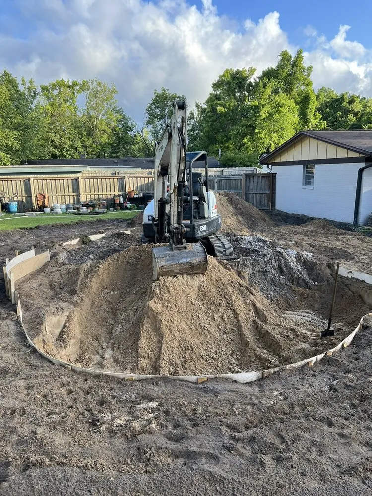 Local outdoor landscaping experts serving Jacksonville, FL - Kerry Martin Pool Builders