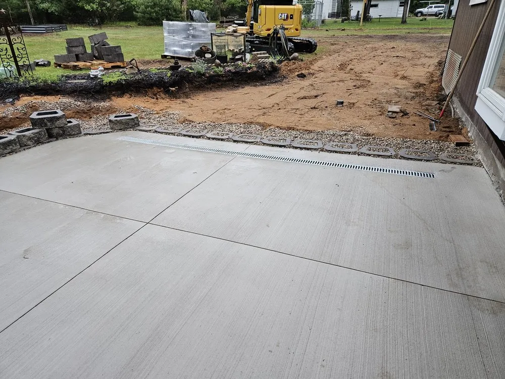 Reliable residential landscaping with custom design in Hobart, WI by Kes Contracting