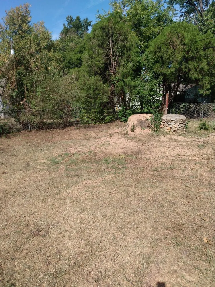 Reliable garden landscaping in Tulsa, OK by Kevin Mcastling Handybits