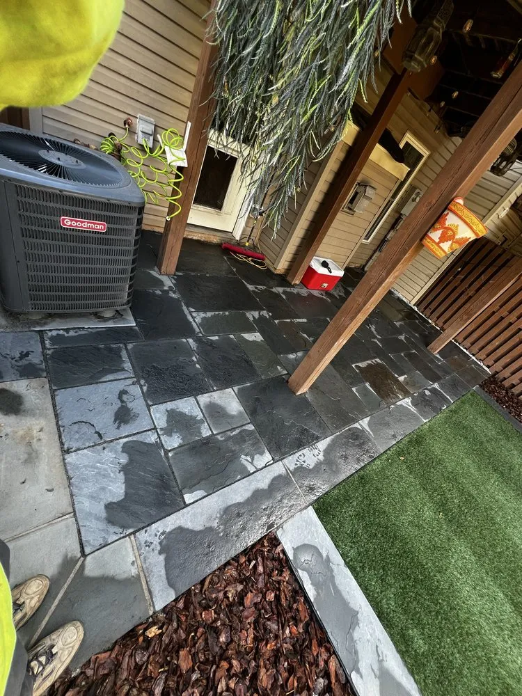 Custom lawn mowing service for beautiful yards across Oxon Hill, MD - Kevin Valencia