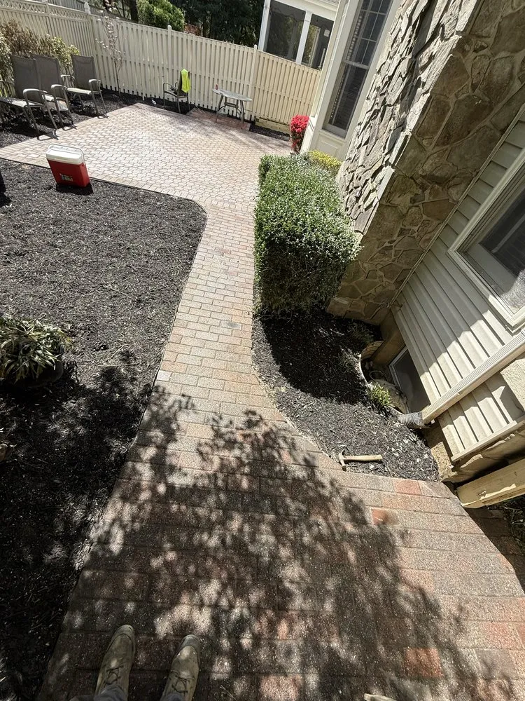 Custom garden landscaping for residential properties in Oxon Hill, MD by Kevin Valencia