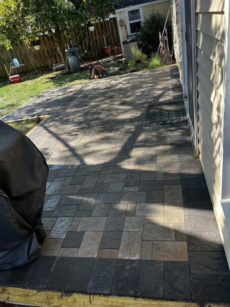 Local outdoor landscaping in Oxon Hill, MD by Kevin Valencia