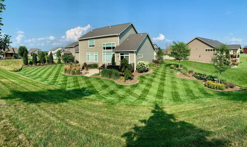 Custom landscape design experts serving Canal Winchester, OH - Kevin’s Landscape