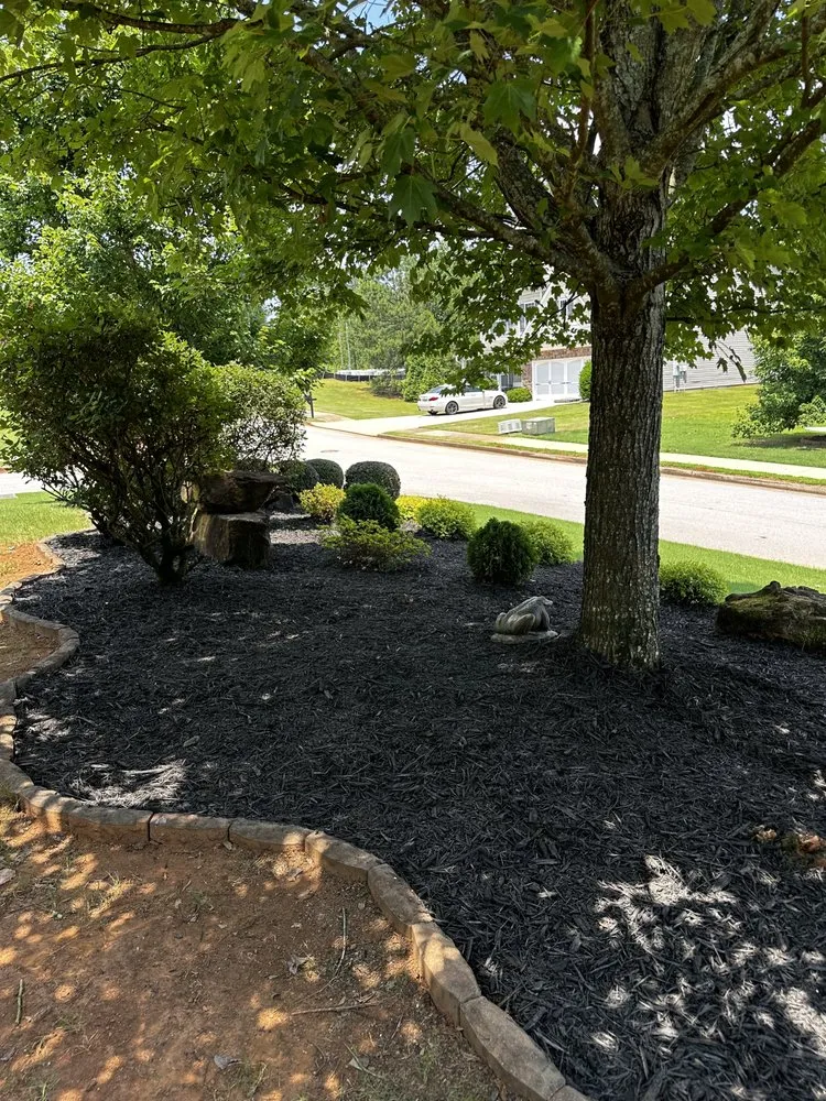 Reliable yard cleanup service with custom design across Marietta, GA - Kevin’s Landscaping
