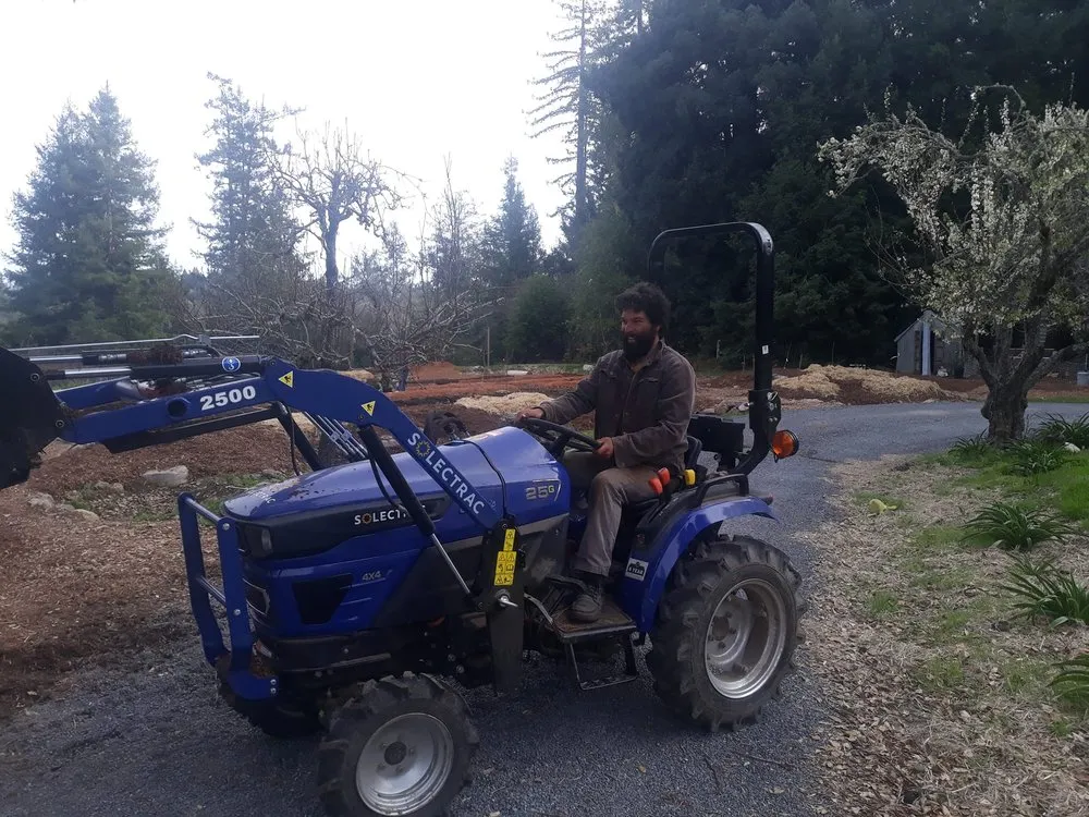Reliable yard maintenance experts serving Occidental, CA - Kevin's Landscaping