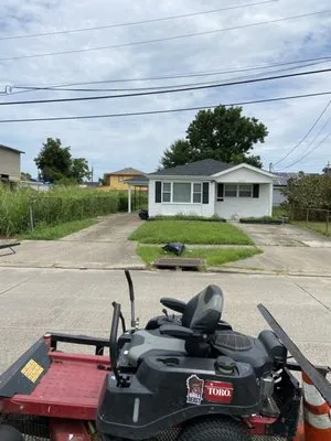 Kevin’s lawn service Logo