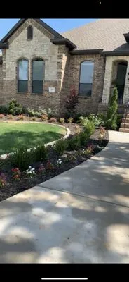 Kevins Spray West Landscaping & Concrete Logo