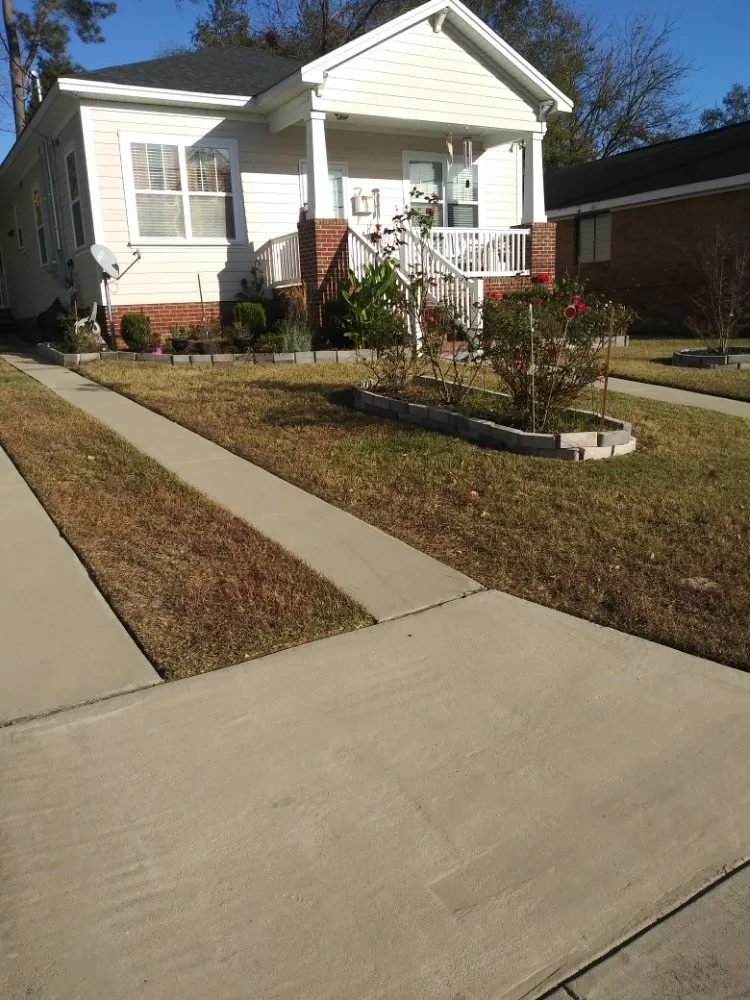 Custom yard cleanup service in Wagener, SC - KevnLori Professional Lawn Care