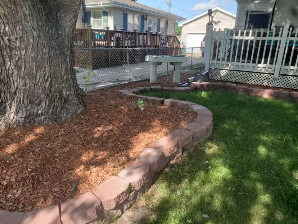 Top-rated yard cleanup service for residential properties across Grand Island, NE - Kev’s