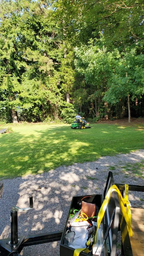 Local garden landscaping experts serving North Augusta, SC - Key & Chinn Lawn Care
