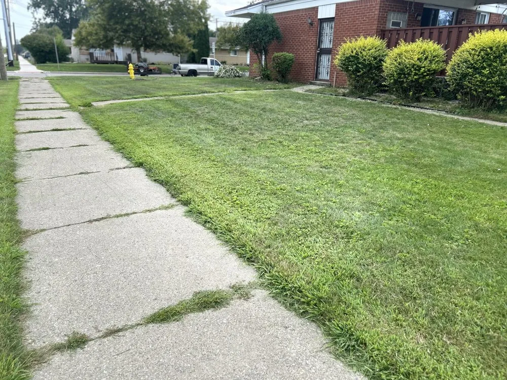 Local landscape installation in Ypsilanti, MI - Key To The Top Enterprise