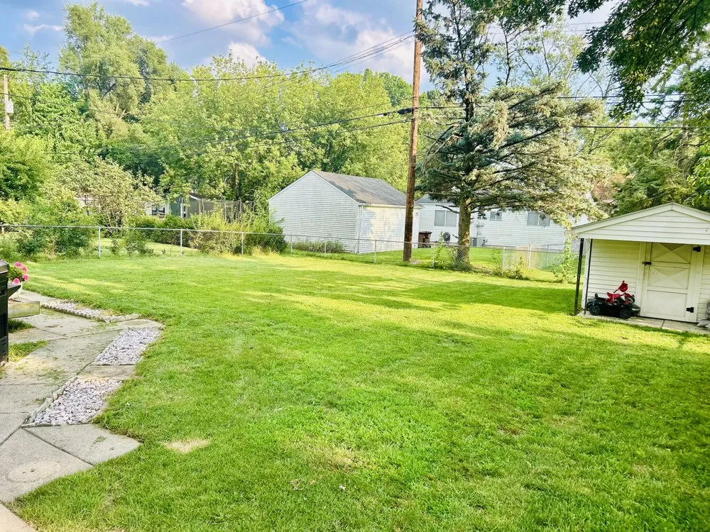 Expert landscape design in Ypsilanti, MI - Key To The Top Enterprise