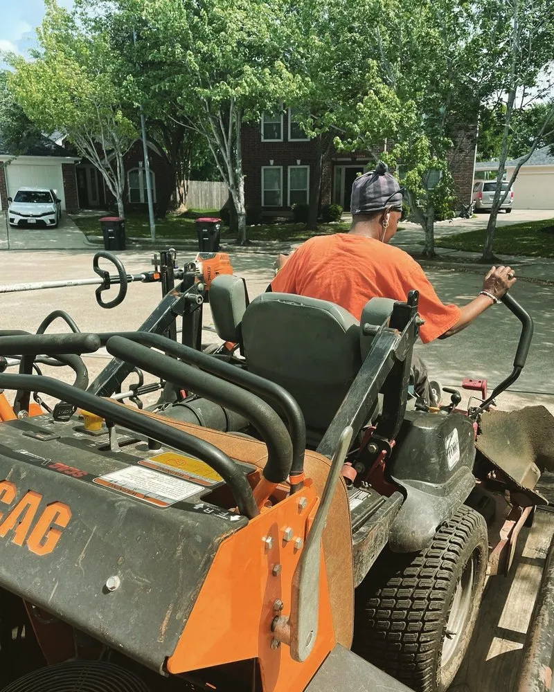 Professional landscaping services in Clodine, TX - Keycuts G.S