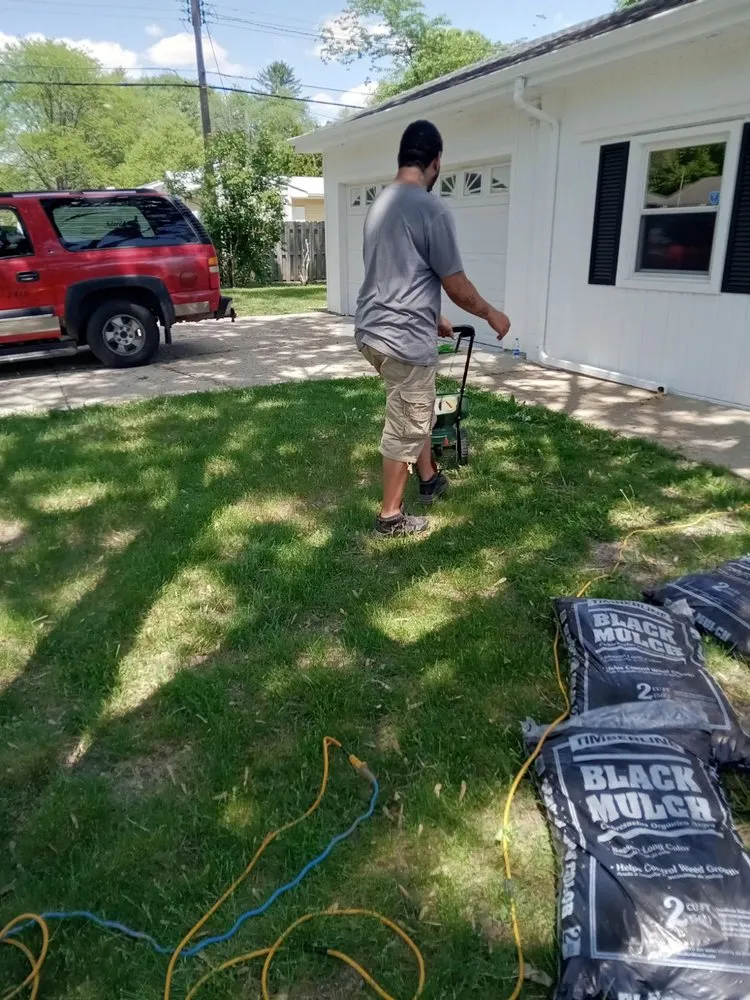 Reliable landscaping services in Champaign, IL - KeyMo's Care