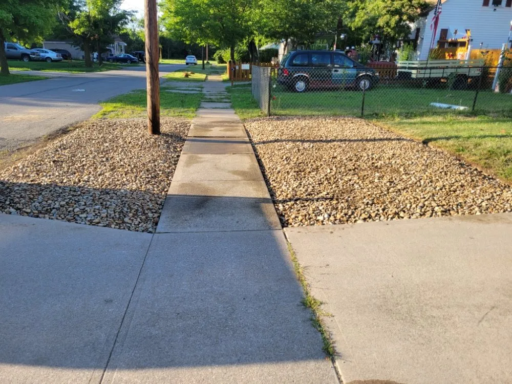 Trusted lawn mowing service for residential properties in Lorain, OH by Keys Creative Lawn Care Services