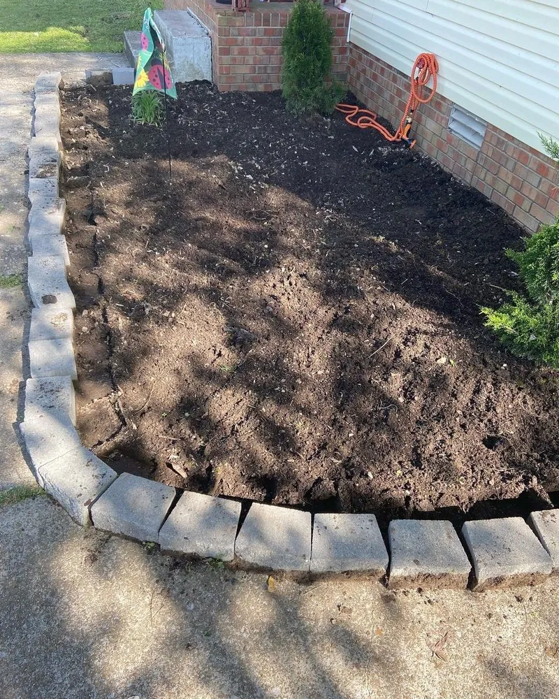 Local outdoor landscaping in Clarksville, TN by Keys Kuts