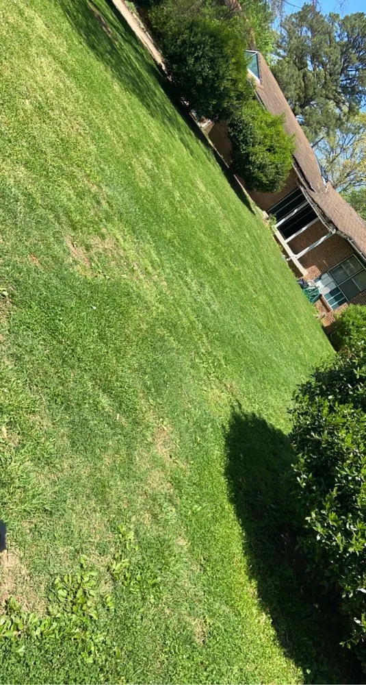 Trusted garden landscaping in Clarksville, TN by Keys Kuts