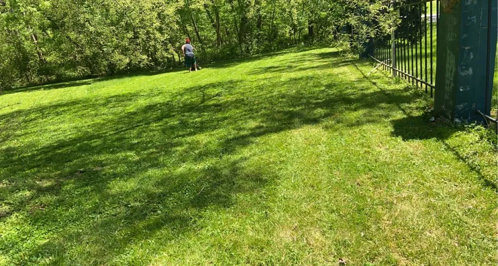 Local garden landscaping in Clarksville, TN by Keys Kuts