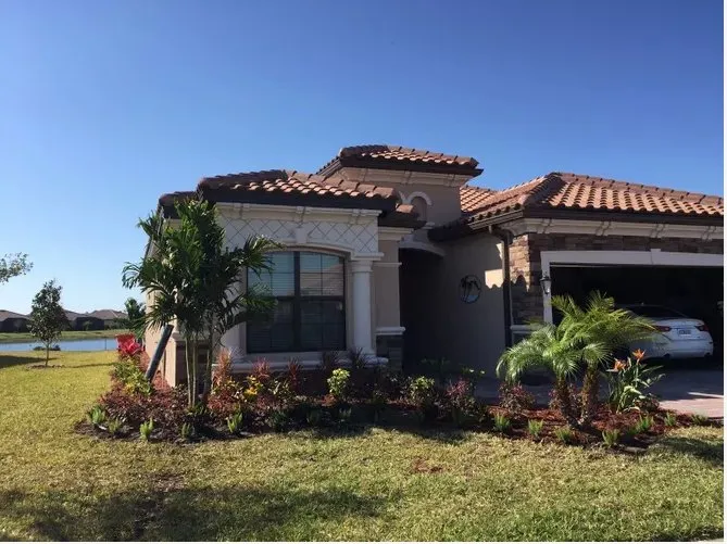 Professional residential landscaping in Englewood, FL by Keys Landscape Services