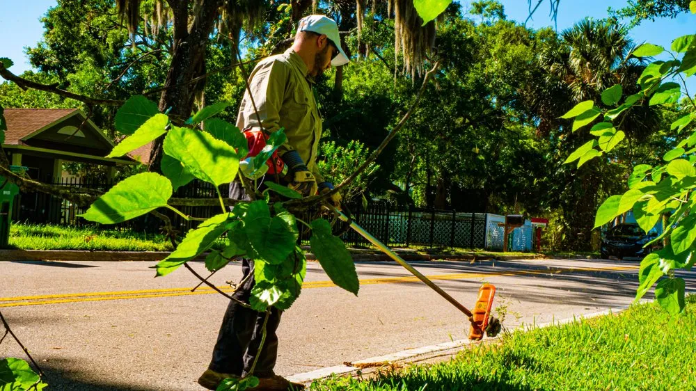 Trusted outdoor landscaping in DeBary, FL by Keys Professional Lawn Care