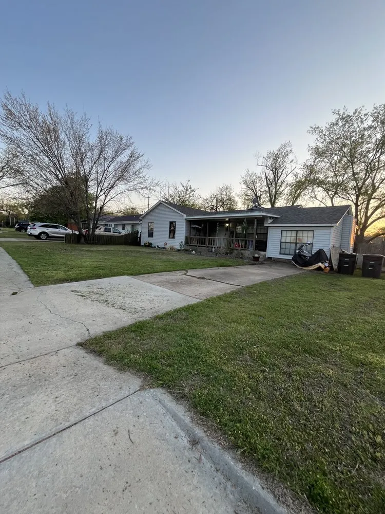 Top-rated yard cleanup service for outdoor upgrades across Shawnee, OK - K&F's Lawn Care