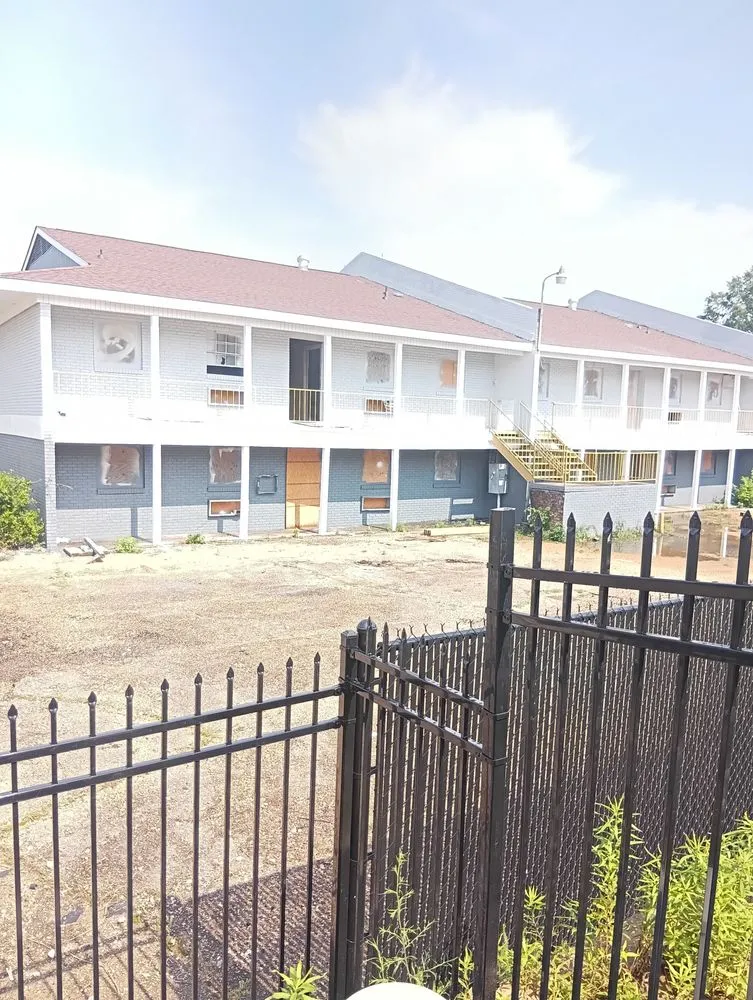 Reliable landscape design for outdoor upgrades in Jackson, MS by KG Detailing & Beaufing Lawn services