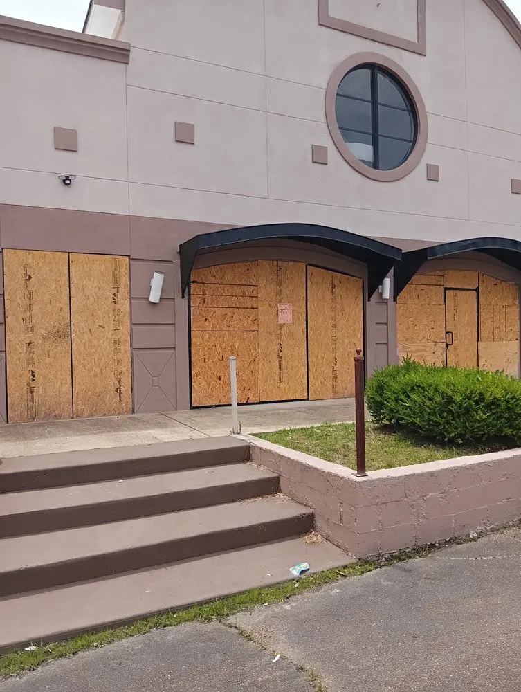 Expert yard cleanup service in Jackson, MS - KG Detailing & Beaufing Lawn services