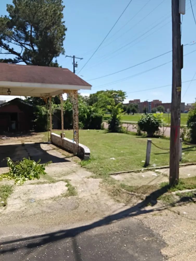 Reliable residential landscaping with custom design in Jackson, MS by KG Detailing & Beaufing Lawn services