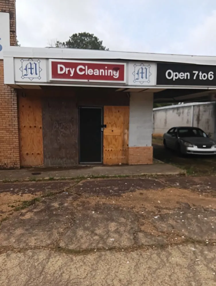 Local garden landscaping for outdoor upgrades in Jackson, MS by KG Detailing & Beaufing Lawn services