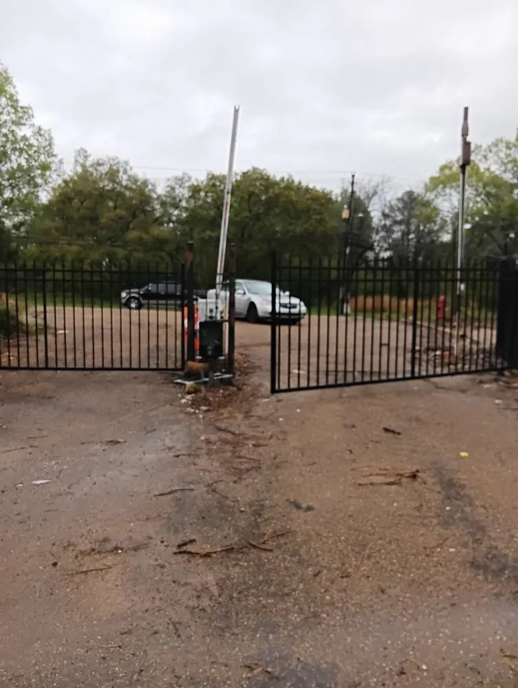 Custom lawn mowing service for outdoor upgrades across Jackson, MS - KG Detailing & Beaufing Lawn services