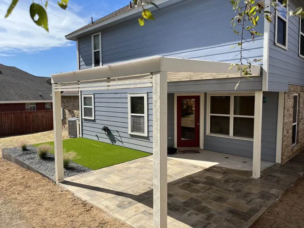 Custom outdoor landscaping in Round Rock, TX by KG Lawn Care