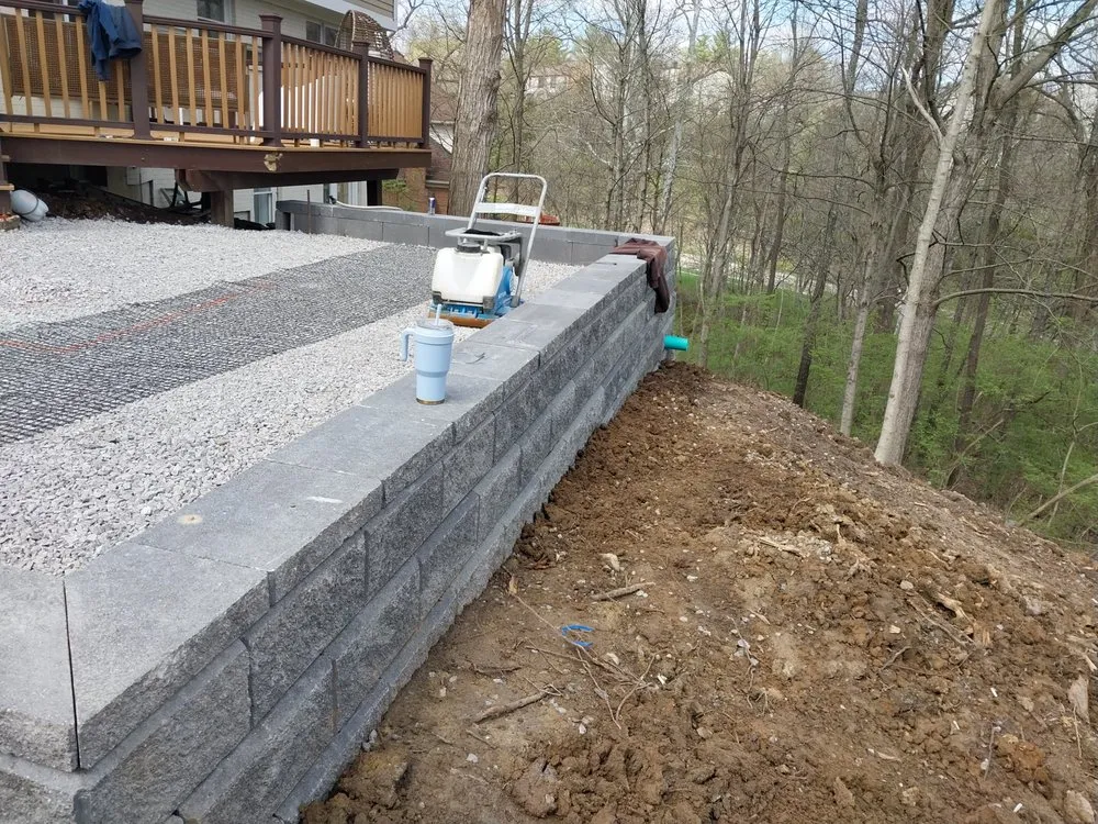 Expert landscaping services for homes across Cincinnati, OH - K&h Tree & Landscaping