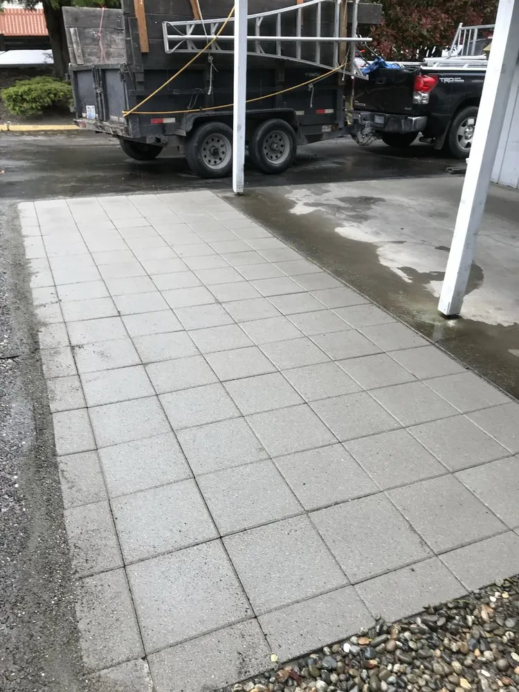 Expert yard cleanup service for year-round maintenance across Burien, WA - Khan Landscaping & Yardwork