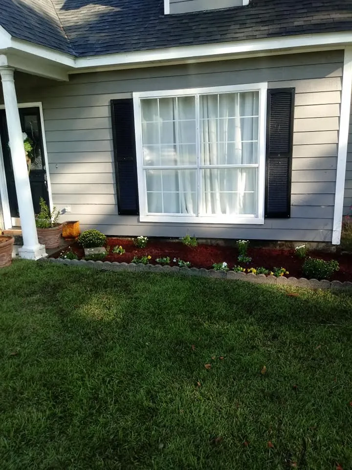 Top-rated lawn care service in Theodore, AL by KIC Services