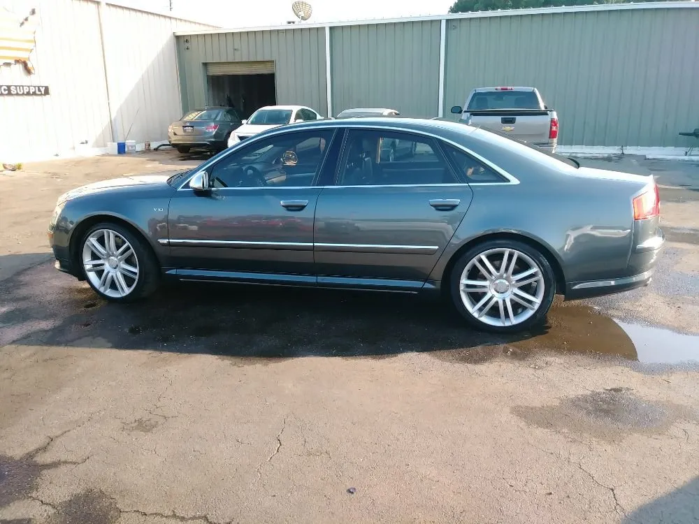 Expert yard maintenance for homes across Theodore, AL - KIC Services