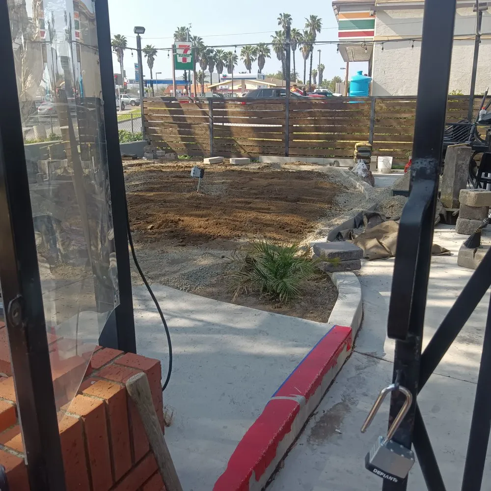 Expert yard maintenance experts serving El Cajon, CA - Kick flips & Quick clips lawn maintenance