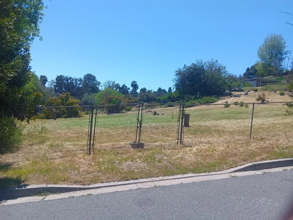 Professional outdoor landscaping experts serving El Cajon, CA - Kick flips & Quick clips lawn maintenance